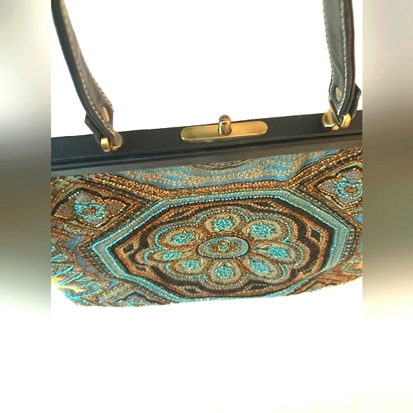 Isabella Fiore Beaded carpet and leather Satchel - Picture 6 of 10